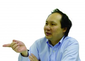 副校長江佑伯教授 副校長江佑伯教授