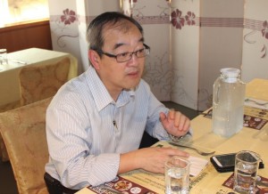 譚 少 華 指 政 府 要 解 決 商 界 憂 慮 才 可 成 功 推 動 長 者 就 業 。